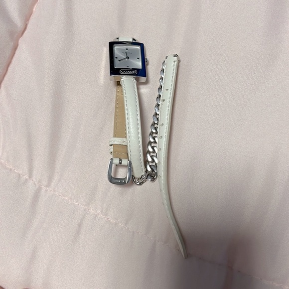 White leather belt Coach watch layered pattern - Picture 4 of 6